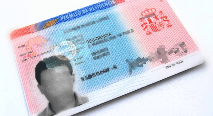 como conseguir el permiso de residencia en España por matrimonio